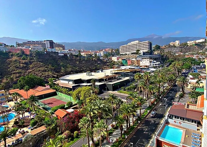 Cozy In Martiánez Apartamento